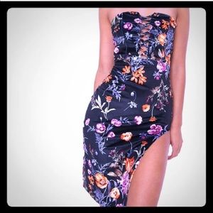 PLT Bodycon flower dress with slit